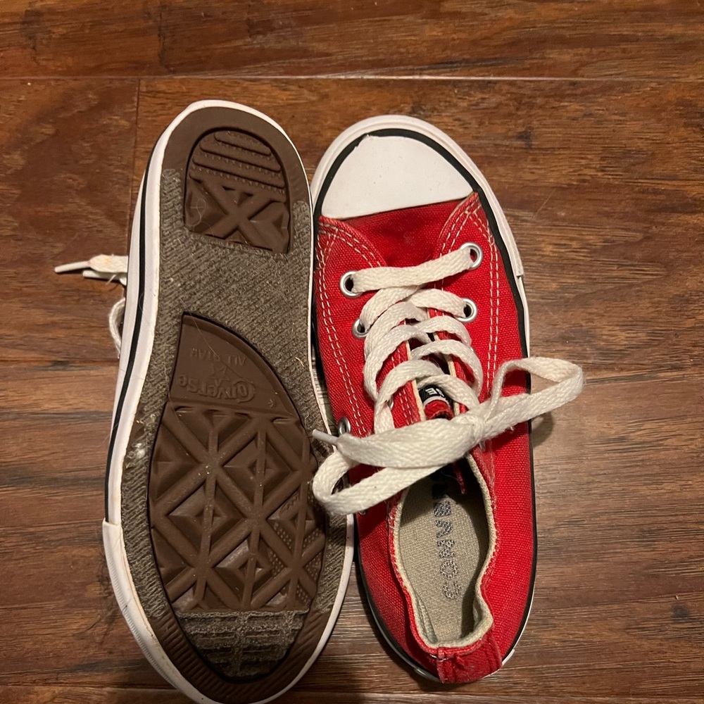 Red converse size 11
